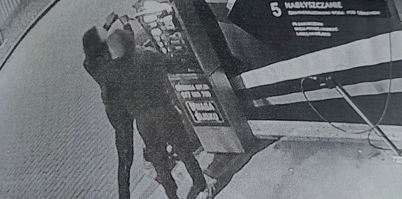 Zatrzymani po włamaniu do myjni w Zamościu. Grozi im 15 lat - 365622