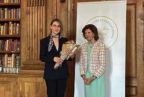 Polka odebrała Nagrodę Pielęgniarską Królowej Sylwii-366680