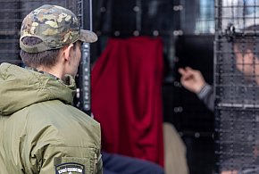 SG rozbiła grupę legalizującą pobyt cudzoziemców-367021