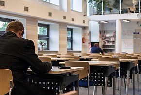 Zmiany w przepisach o wynagrodzeniach. Zapłacą za gotowość do pracy-367517