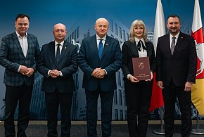 Lubelskie wspiera gminy – kolejne środki na drogi dojazdowe do pól-367742