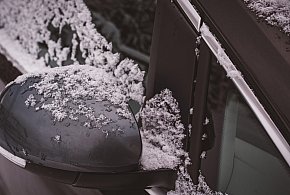 Zimowy atak w całej Polsce. Kierowców czeka kosztowna niespodzianka-368004