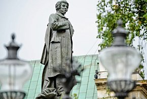 Tajemnica śmierci Mickiewicza: wśród podejrzanych cholera, Rosjanie i... rodacy-368062