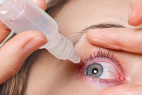 Nie używaj tych kropli do oczu! GIF właśnie je wycofał z aptek-368219