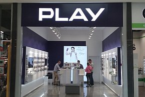 Potężna kara dla Play. Sieć ma zwrócić klientom pobrane środki-368429