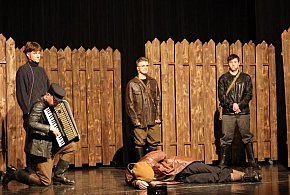 Hołd dla Stefana Kobosa w Tomaszowskim Domu Kultury