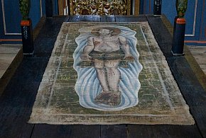 Tajemniczy Grób Pański w Radrużu