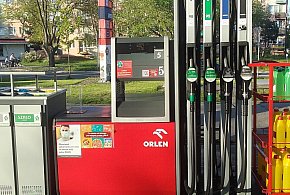 Tusk ogłosił decyzję ws. cen paliw. Kierowcy mogą mocno odetchnąć