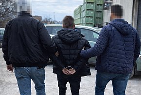 31-latek poszukiwany dwoma listami gończymi zatrzymany