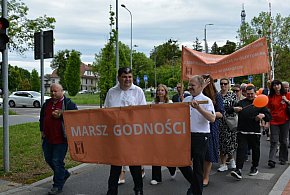 Nie chcą być niewidzialni. II Marsz Godności ulicami Zamościa