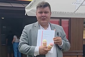 Darmowe lody za pasek w Szczebrzeszynie. Zapłaci burmistrz