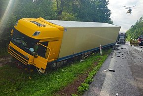 Czołowe zderzenie na DK17