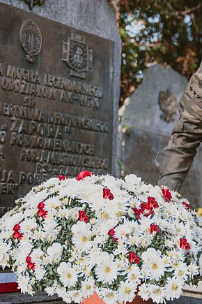 Żołnierska pamięć-6110