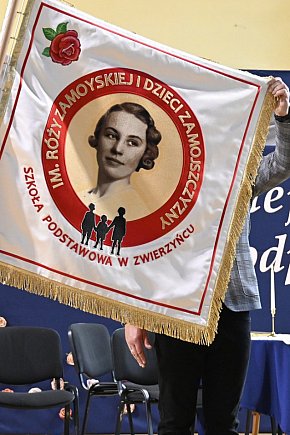 Szkoła w Zwierzyńcu im. Róży Zamoyskiej i Dzieci Zamojszczyzny-6136