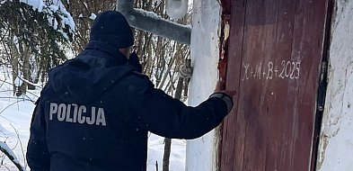 W czterech ścianach marzła samotnie. Pomoc przyszła na czas