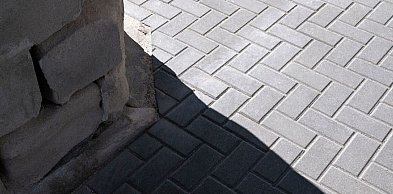 Kostka brukowa - jakie rozwiązania warto rozważyć obecnie?