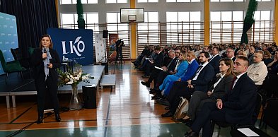 Dzieci ważniejsze niż stopnie. W Krasnymstawie mówi się o nowej szkole