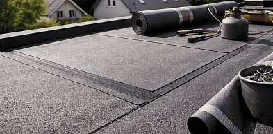 Od izolacji po trwałość – co warto wiedzieć o papach dachowych?