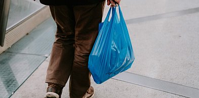 Jak prawidłowo segregować reklamówki i torby foliowe?