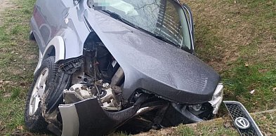 Poważny wypadek w powiecie biłgorajskim. 71-letni kierowca w szpitalu