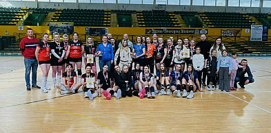 Siatkówka, emocje i wielkie serca – turniej dla Tomka Janowskiego