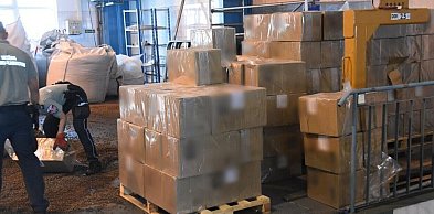 Przemycał papierosy warte 4 mln zł. Wpadł w ręce KAS i SG