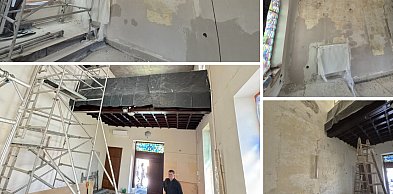 Tomaszów. Kaplica szpitalna w remoncie. Spór o drzwi