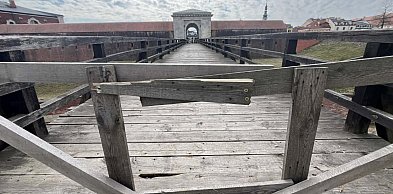 Remont mostu przy Nowej Bramie Lubelskiej coraz bliżej