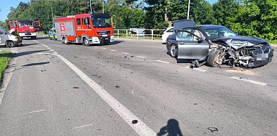 Trzy auta rozbite pod Krasnymstawem. Alarm wysłał... sam samochód