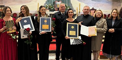 Lubaczów rozbrzmiał pieśnią maryjną – XIII spotkanie chórów-367317