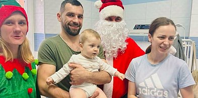 Mikołaj odwiedził małych pacjentów tomaszowskiego szpitala-368343