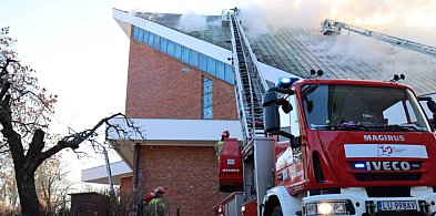 Lublin/ Pożar dachu kościoła przy ul. Kunickiego (aktl.)-368873