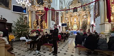 40 lat tradycji i jedna scena. Koncert kolęd Krasnobrodzkiej Orkiestry Dętej-369121