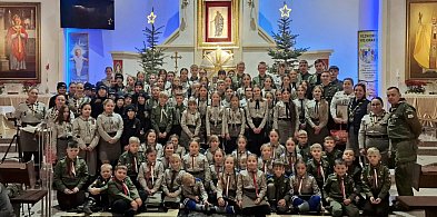 Kolęda, która połączyła pokolenia. Wyjątkowe popołudnie harcerzy-369406