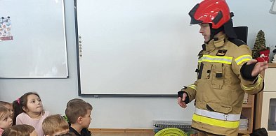 Strażacy z Zamościa uczą przedszkolaków