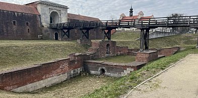 Most przy Nowej Bramie Lubelskiej czeka na remont