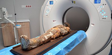 Egipska mumia pod lupą radiologów z Lublina