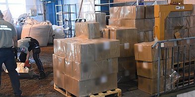 Przemycał papierosy warte 4 mln zł. Wpadł w ręce KAS i SG