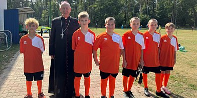 Tłumy młodzieży na Diecezjalnym Dniu Sportu w Tomaszowie Lub. -366597