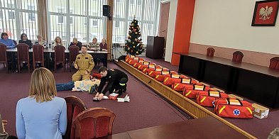 Mieszkańcy Tomaszowa z nowymi defibrylatorami AED-369208