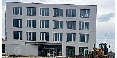 Miliony utopione? Biurowiec w Zamościu wraca do gry