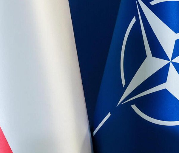 Prezydent podpisał postanowienie o pobycie NATO-366592