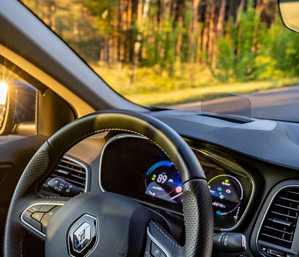 Masz to auto w garażu? Producent natychmiast wzywa na kontrolę!-366652