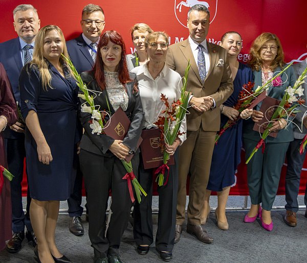Nauczyciele z nagrodami marszałka lubelskiego-367113