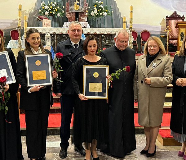 Lubaczów rozbrzmiał pieśnią maryjną – XIII spotkanie chórów-367317