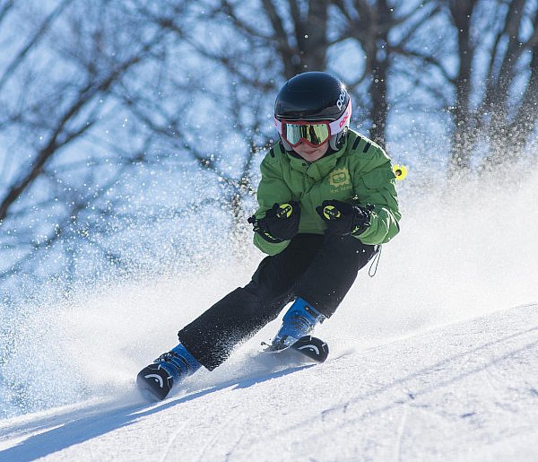 Ferie zimowe po nowemu. Decyzja MEN rozwścieczyła tysiące rodziców-367577