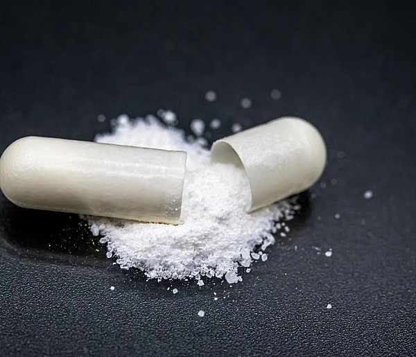 Salmonella w popularnym suplemencie. „Nie należy spożywać”-367935