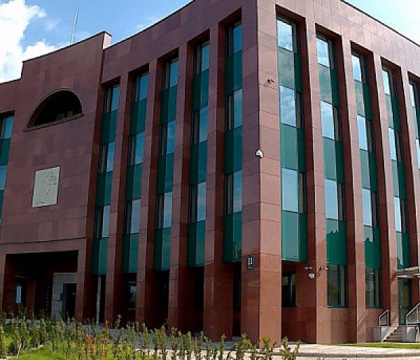 Wyrok dla funkcjonariuszy Służby Więziennej po ucieczce podejrzanego-368286