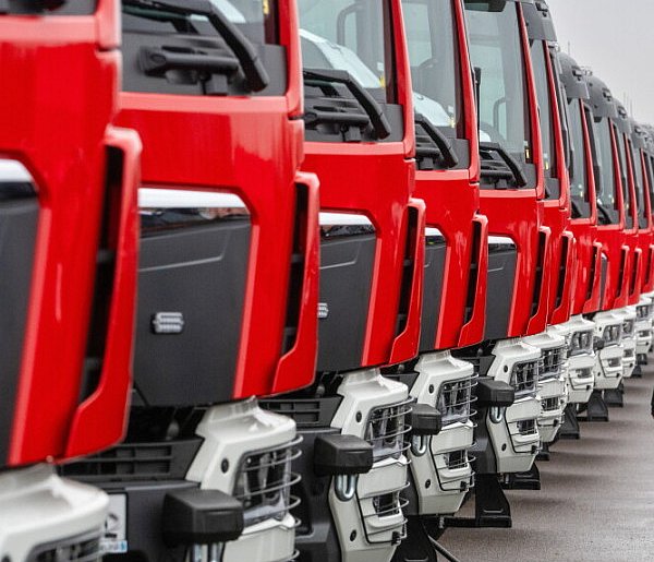 Lublin: strażacy z regionu dostali nowy sprzęt za ponad 50 mln zł-368498