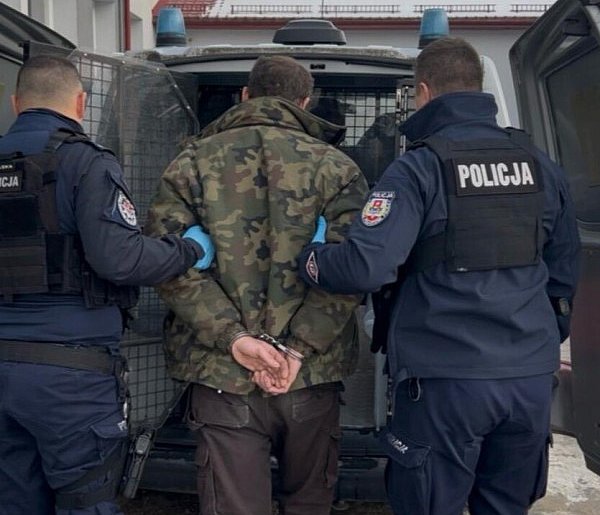 41-latek z Izbicy aresztowany za znęcanie się nad matką-369103